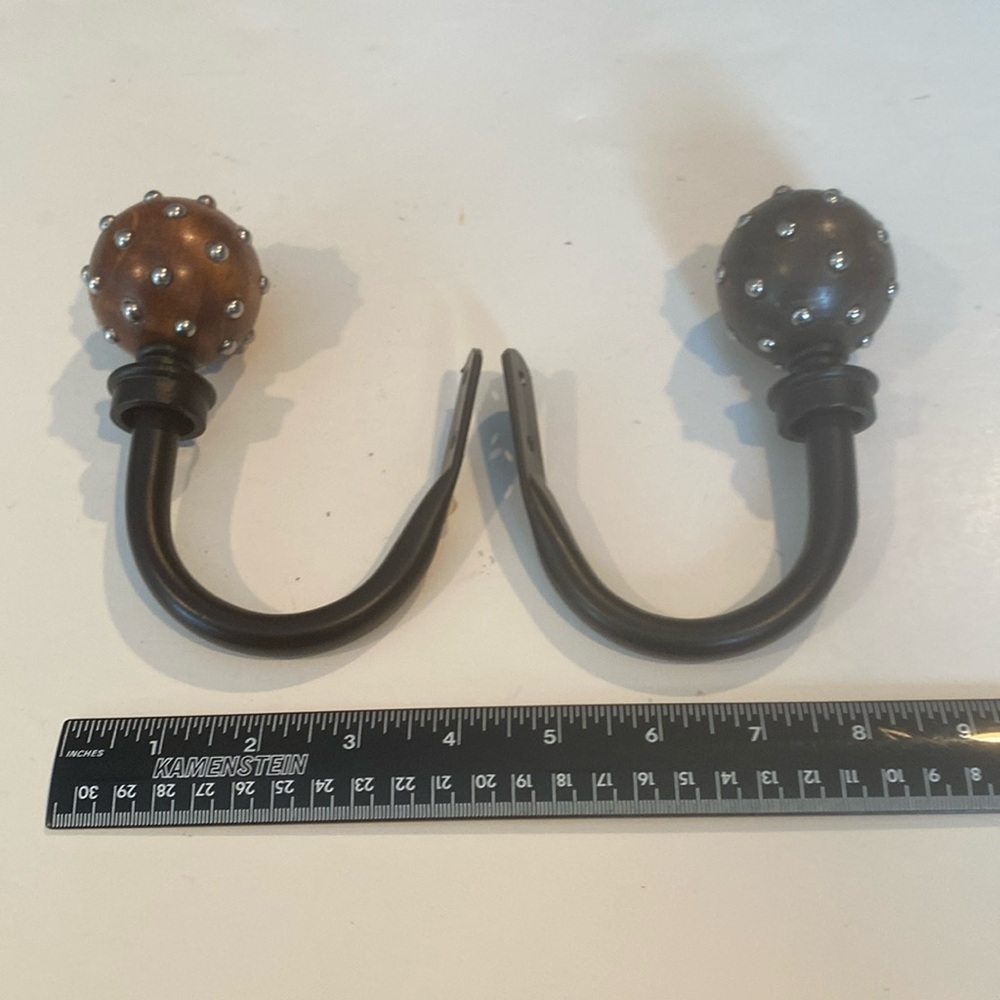 Set of 2 Curtain or Drape Tiebacks